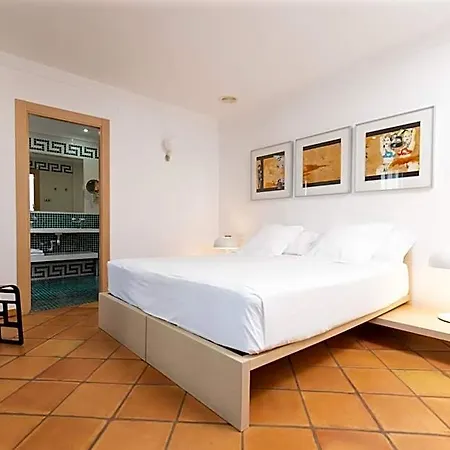 فندق Nou Roma 3*