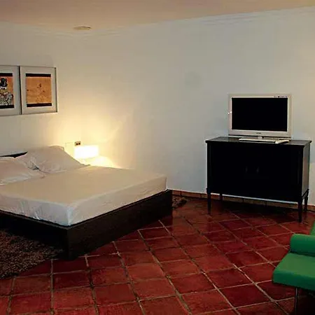Nou Roma Hotel