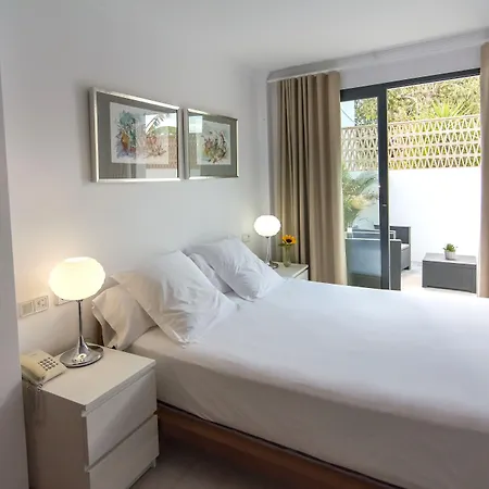 Nou Roma Hotel 3*