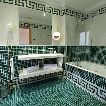 Hotel Nou Roma 3*